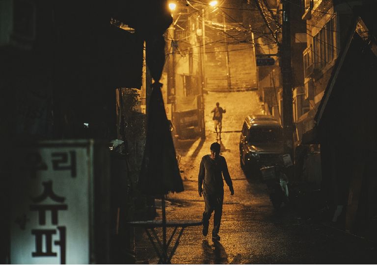 Parásitos está nominada a seis premios Oscar 2020, entre ellos mejor película y mejor película extranjera. Parásitos está nominada a seis premios Oscar 2020, entre ellos mejor película y mejor película extranjera.