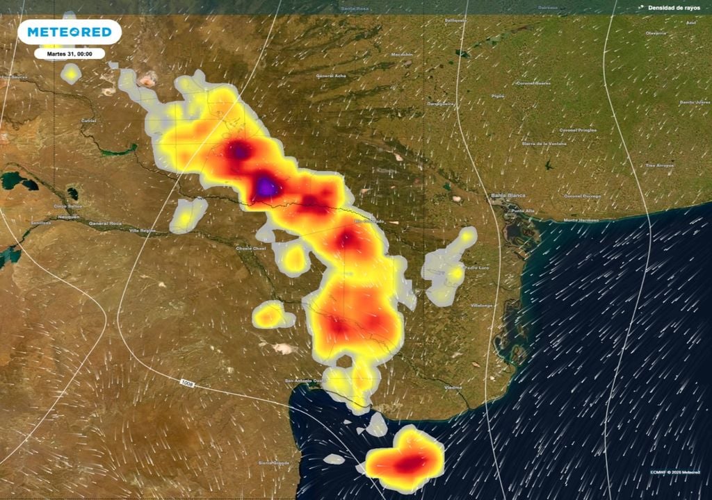 Tormentas Se espera que dentro de aire cálido se desarrollen tormentas de variada intensidad en el noreste de la Patagonia este lunes 30 de marzo.
