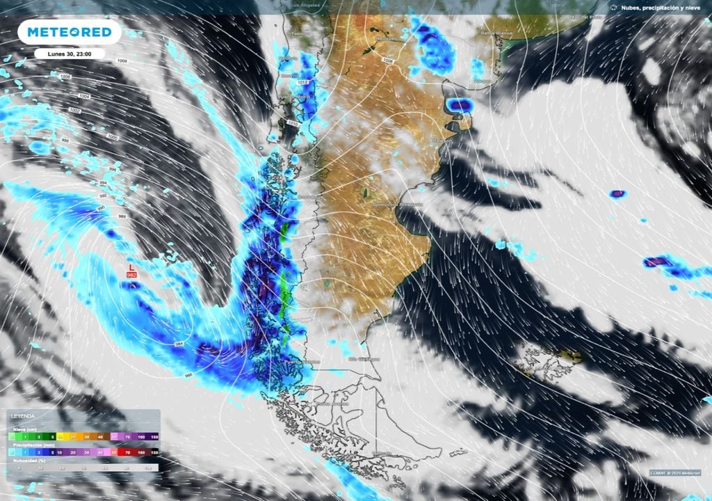 Sinoptica El dominio de altas presiones en el centro del país impedirá que el frente frío que llegue a la Patagonia progrese hacia el norte. La baja asociada se moverá hacia el sudeste sobre el extremo sur de Chile.