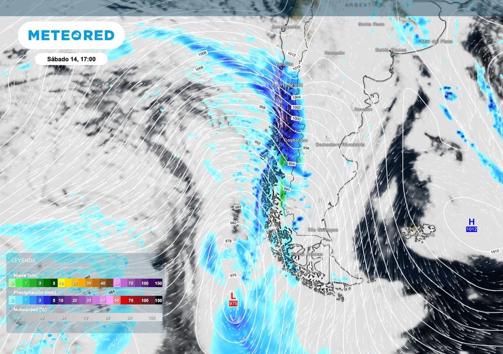 Esta carta muestra la situación sinóptica esperada para el sábado 14 por la tarde. El frente frío estará conectado a un profundo sistema de baja presión que se ubicará en el Pacífico Sur.