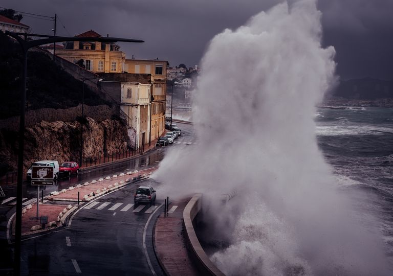 Olas peligrosas Olas peligrosas