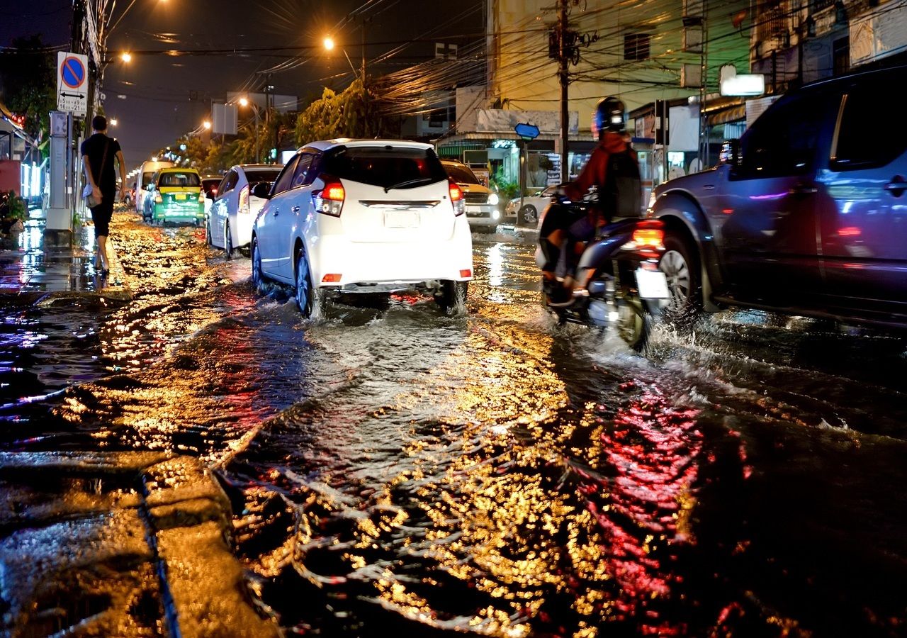 Persisten las inundaciones en Ecatepec y otros municipios del Edomex a ...