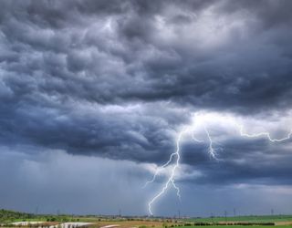 Pfingsten droht das große Wetter-Chaos: Zwischen Hitze, Hagel und Temperatursturz – droht uns ein Unwetter-Drama?