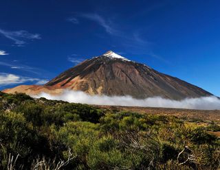 Han encontrado una piscina de aire gélido en el Teide y José Miguel Viñas forma parte de la expedición: 'hasta -16 ºC'