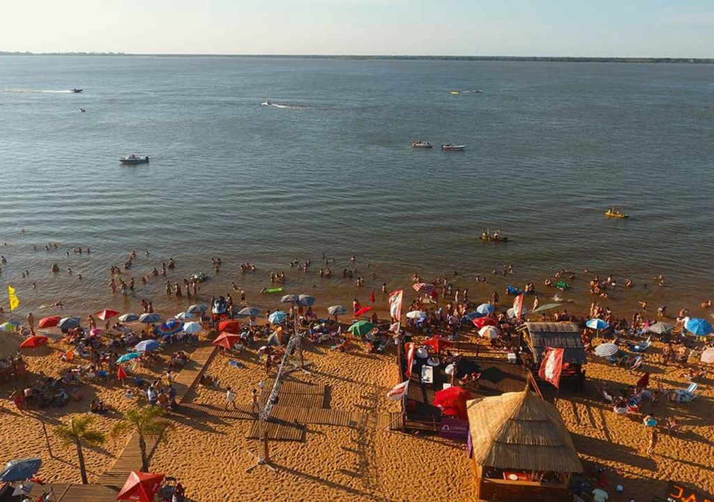 playas a orillas del río Paraná playas a orillas del río Paraná