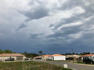 Pluies en Méditerranée, forts orages à l’ouest… Un pont du 1er mai chaotique !