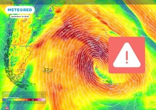 Poderoso ciclone sustenta frente fria que traz alertas de chuvas extremas no Nordeste nesta quarta (18) e quinta (19)