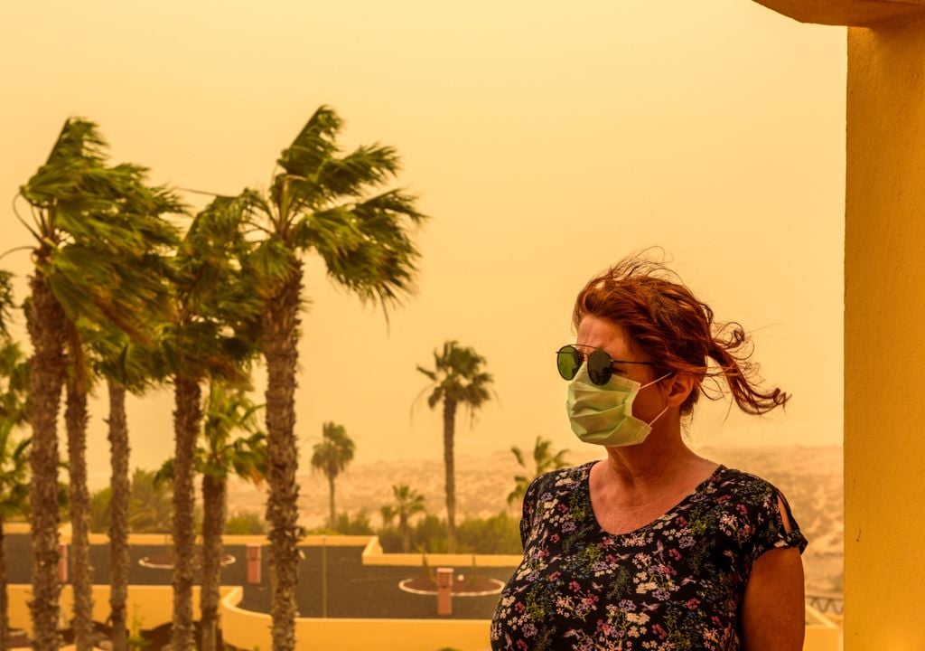 À des concentrations élevées, les poussières du Sahara peuvent être dangereuses pour les personnes souffrant de maladies respiratoires. Elles sont également capables de déclencher des allergies et de provoquer des crises d'asthme.