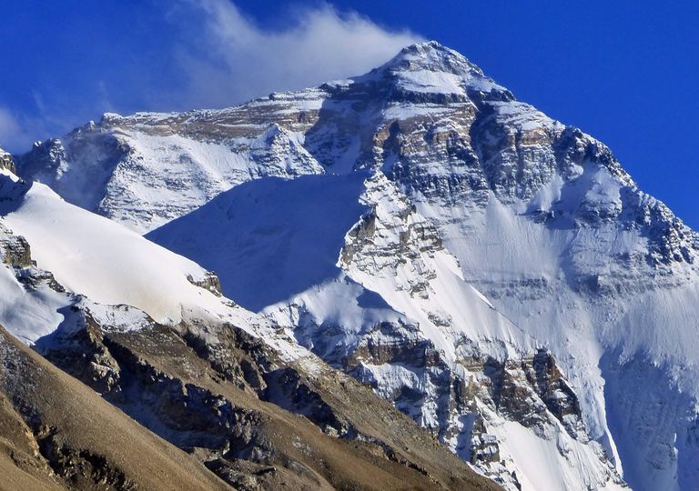 Poluição por microplástico é encontrada no Monte Everest Poluição por microplástico é encontrada no Monte Everest