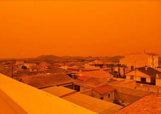 Polvere del Sahara, episodio eccezionale in Spagna: e in Italia? Video