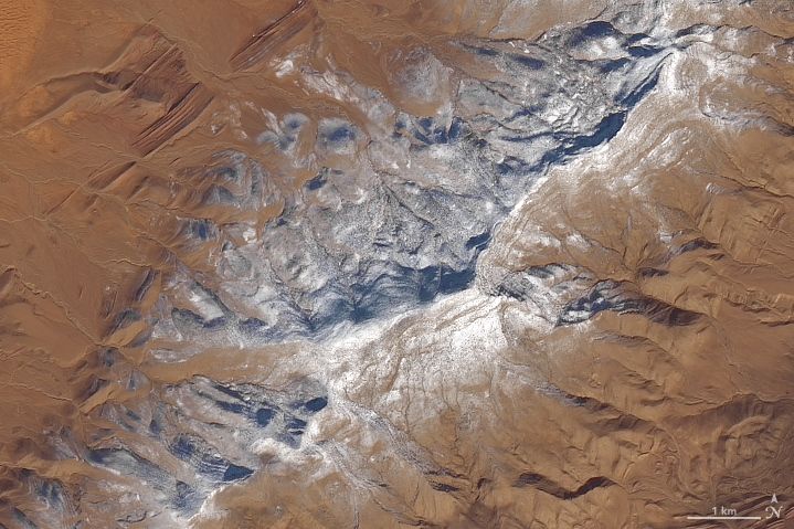 “polvo” Blanco En El Sahara “polvo” Blanco En El Sahara