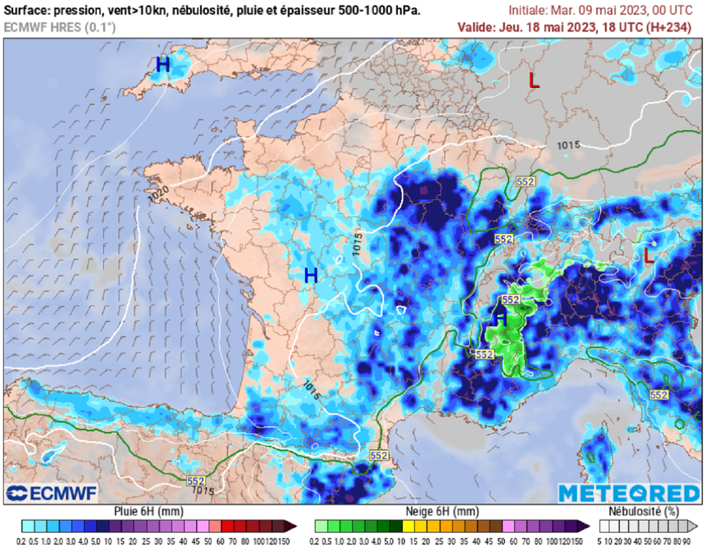 Selon le dernier scénario du modèle ECMWF, l'instabilité dominera pour débuter ce nouveau week-end prolongé...