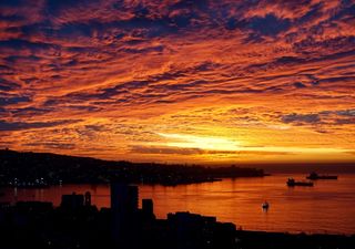 Atardeceres rojizos y anaranjados: un espectáculo en el cielo