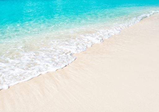 Por qu&eacute; la arena de la costa atl&aacute;ntica argentina quema m&aacute;s que la del Caribe (y qu&eacute; dice la ciencia)