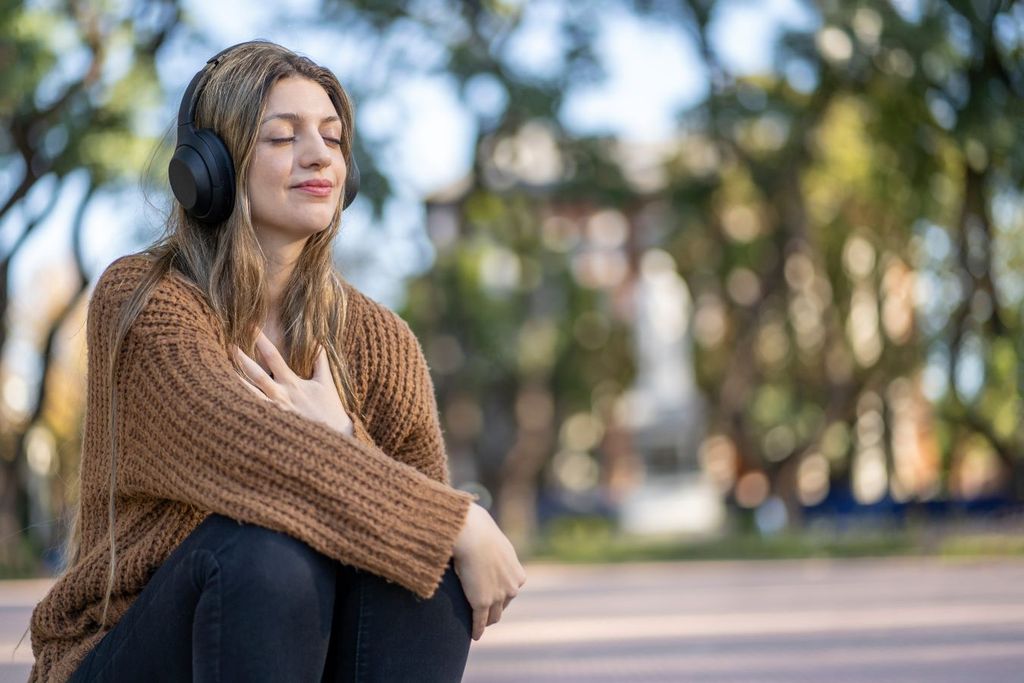La música cura, alimenta el alma, la música sana, la música reconforta La música cura, alimenta el alma, la música sana, la música reconforta