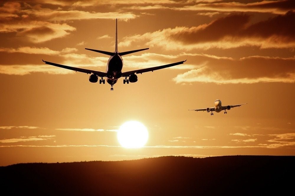Los aviones se benefician de las ventajas de la atmósfera para ahorrar tiempo.