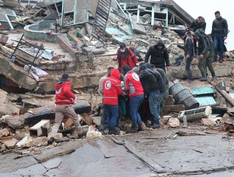¿Por qué se puede predecir el tiempo pero no los terremotos? ¿Por qué se puede predecir el tiempo pero no los terremotos?