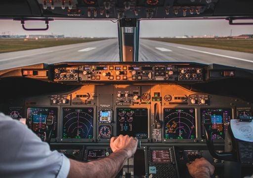 Por qu&eacute; todav&iacute;a te piden activar el modo avi&oacute;n (y qu&eacute; podr&iacute;a pasar si nadie lo hace)