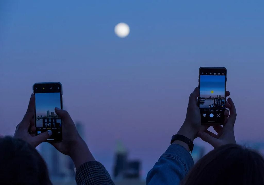 Luna celular Luna celular