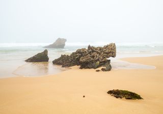 Porque é que em Portugal há tantas manhãs de nevoeiro no verão?