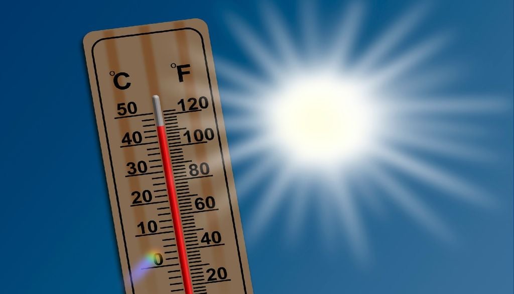 Na Índia, neste mês de abril, atingiram-se temperaturas a variar entre 45 °C e 50 °C em algumas regiões