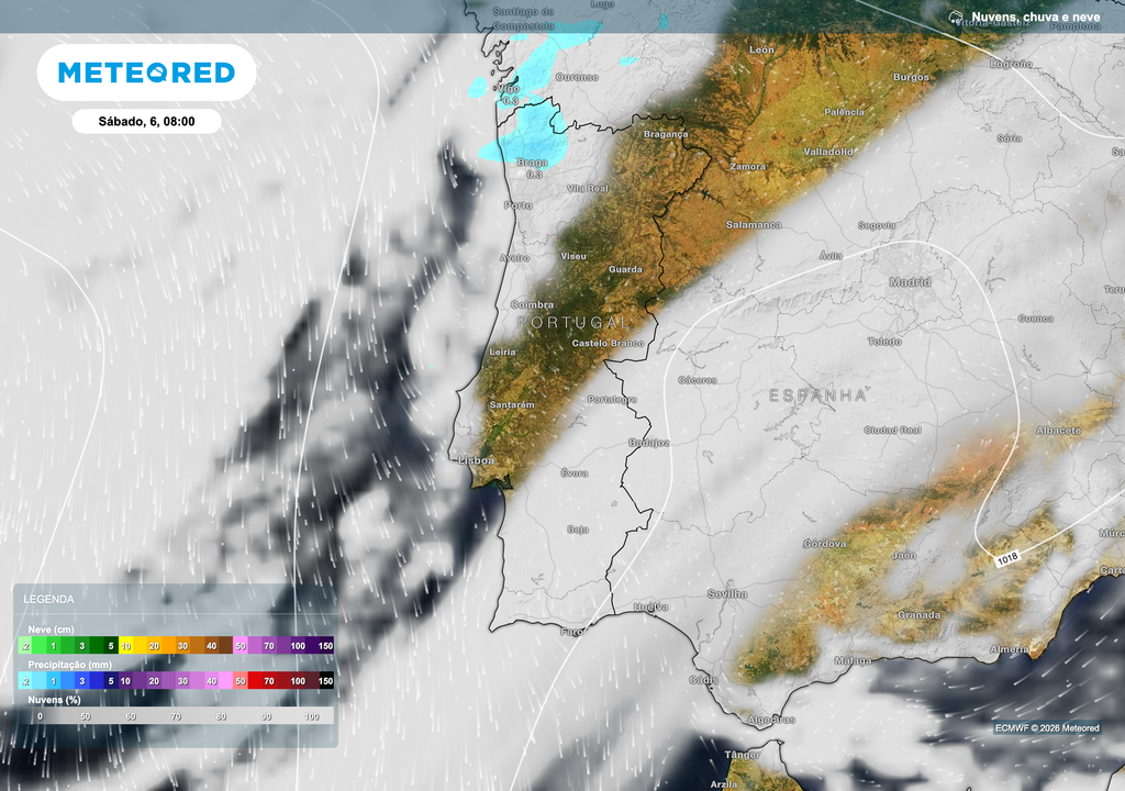 A circulação marítima deverá favorecer a presença de baixa nebulosidade e neblinas no litoral oeste durante as manhãs, contribuindo para temperaturas mais contidas nas regiões costeiras de Portugal continental.