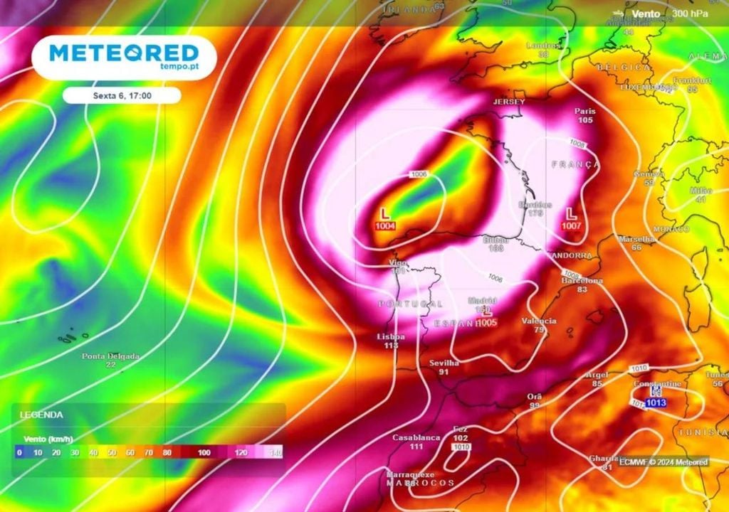 Exemplo de uma gota fria observada através da variável do vento a 300 hPa, posicionada sobre Portugal continental, Espanha e França. As depressões isoladas provocam um aumento da instabilidade atmosférica ao sobreporem o ar frio em altitude a uma massa de ar muito quente junto à superfície, às quais acresce a humidade.