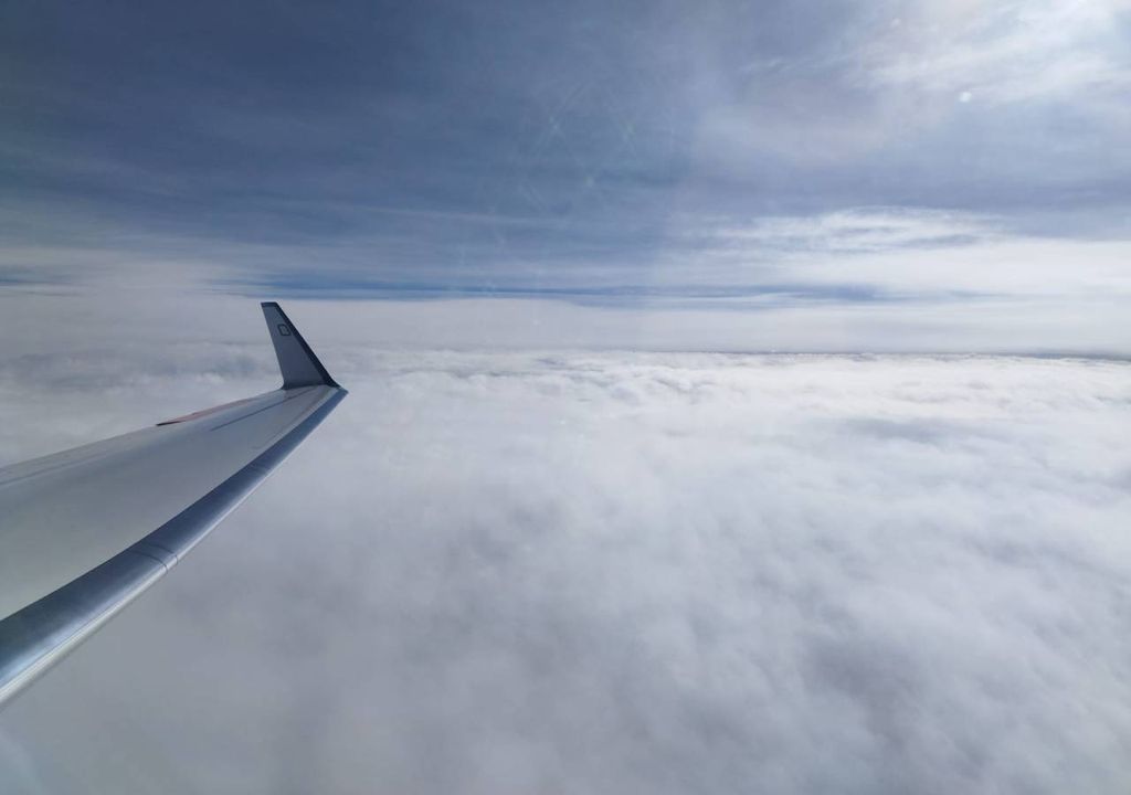 Voo realizado num avião HALO (pertencente à DLR) que partiu desde Shannon (Irlanda). Os cientistas conseguiram observar as nuvens a alta altitude e posteriormente a massa compacta que é o Rio Atmosférico. Crédito da Imagem © Bastian Kirsch (KIT).