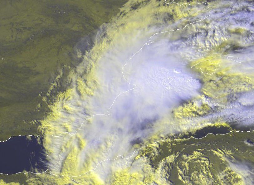 Imagen realzada de canales visibles del MSG de las 14 UTC.