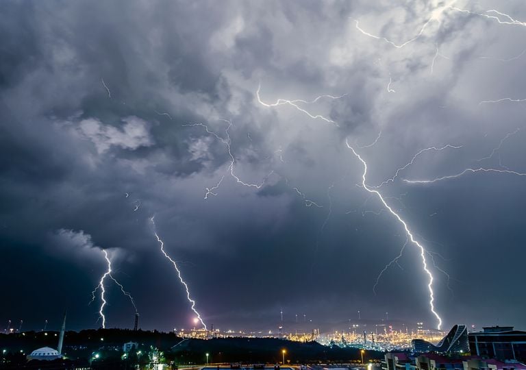 Potencial de tempestades aumenta muito no Brasil nos pr&oacute;ximos dias; confira as &aacute;reas sob maior risco