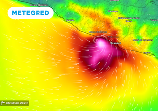 Potencialmente catastrófico huracán Otis toca tierra en costas de Guerrero