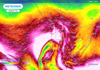 Potente corriente en chorro en Antofagasta y Atacama para este fin de semana: rachas de viento superarían los 120 km/h