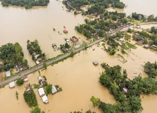 Warum ist Asien die Region der Welt, die am stärksten von „Naturkatastrophen“ betroffen ist?
