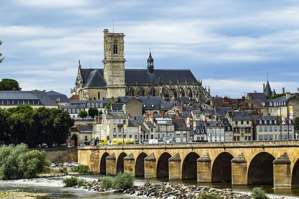 nevers nevers