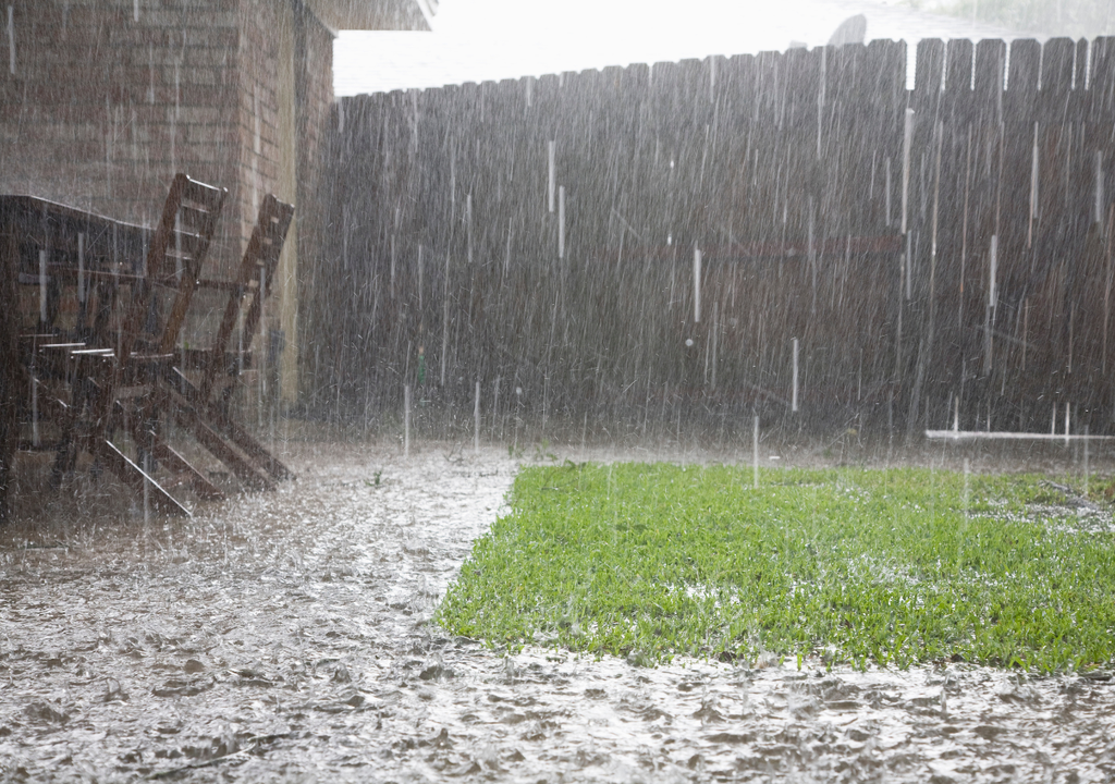 Las tormentas eléctricas se prolongarían hasta el fin de semana en el norte del país.