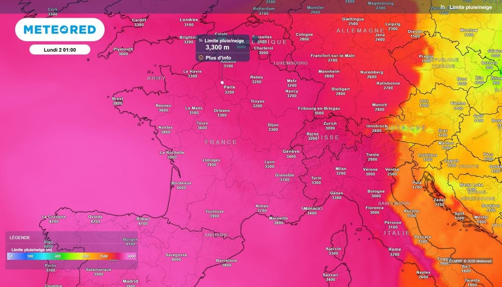 Limite pluie-neige 2 novembre France Malgré le flux orienté à l'Est, avec de l'air frais et continental après la Toussaint en France, impossible pour le moment de voir tomber la neige en plaine, avec une limite pluie-neige située à 3000 mètres !
