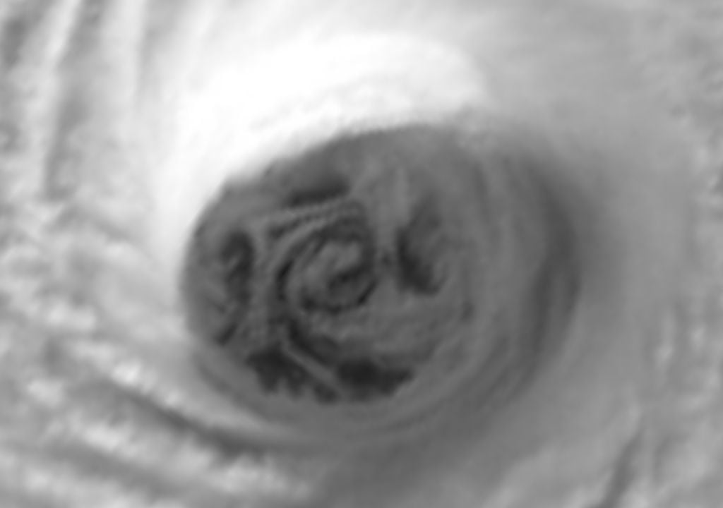 O olho do furacão Melissa captado pelo satélite GOES-19 revela mesovórtices em movimento, um fenómeno raro em ciclones intensos. Crédito: CIRA / NOAA O olho do furacão Melissa captado pelo satélite GOES-19 revela mesovórtices em movimento, um fenómeno raro em ciclones intensos. Crédito: CIRA / NOAA