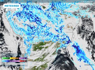 Previsão do tempo este domingo traz alerta de chuvas intensas: INMET emite avisos para 17 estados