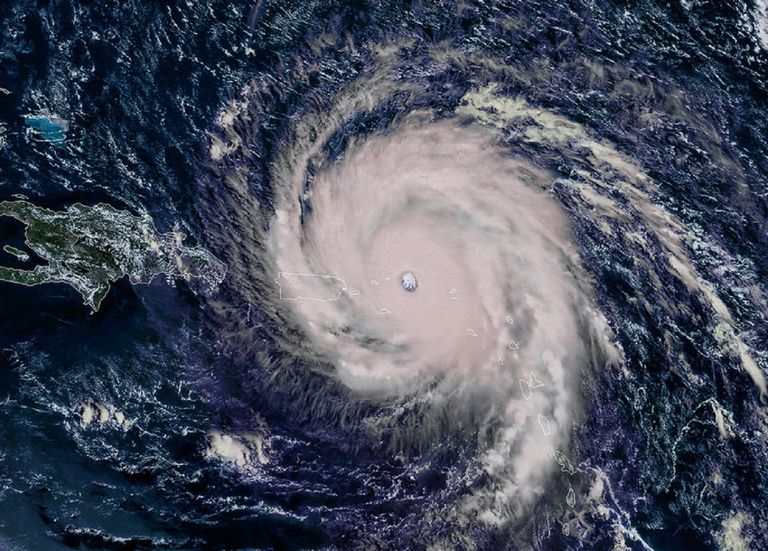 À moins de deux mois du début de la saison cyclonique dans l'Atlantique, une activité plus intense que la normale est annoncée. À moins de deux mois du début de la saison cyclonique dans l'Atlantique, une activité plus intense que la normale est annoncée.