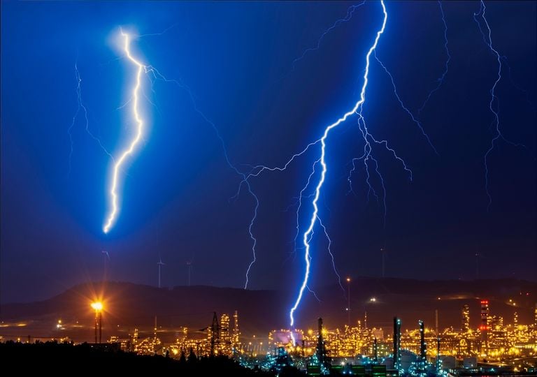 Previsi&oacute;n de dana en Espa&ntilde;a: el aire c&aacute;lido podr&iacute;a intensificar las tormentas y lluvias del s&aacute;bado