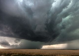 Baile de bolsas de aire frío y tormentas para despedir mayo