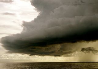 Previsioni meteo, ancora maltempo in Sardegna e sul Tirreno