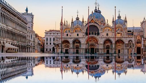 Prezzi degli hotel e meteo: quanto cambia il costo di una camera d&rsquo;albergo se cambia il tempo