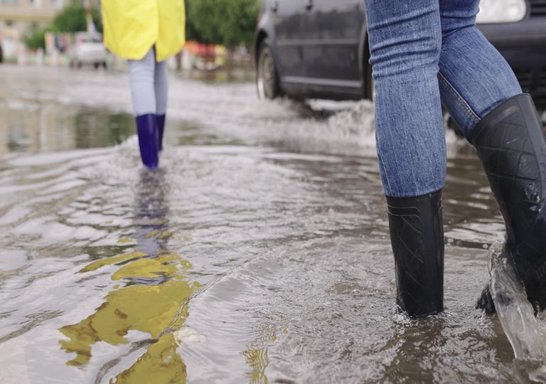 Primeira ZCAS de fevereiro deixa em alerta a Região Sudeste Primeira ZCAS de fevereiro deixa em alerta a Região Sudeste