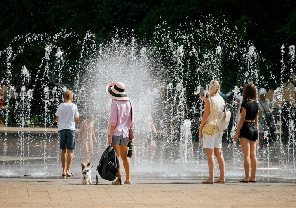O modelo europeu sugere que o calor intenso irá persistir no arranque do verão climatológico.