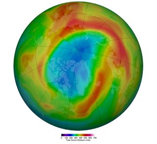 Primer agujero en la capa de ozono en el Polo Norte