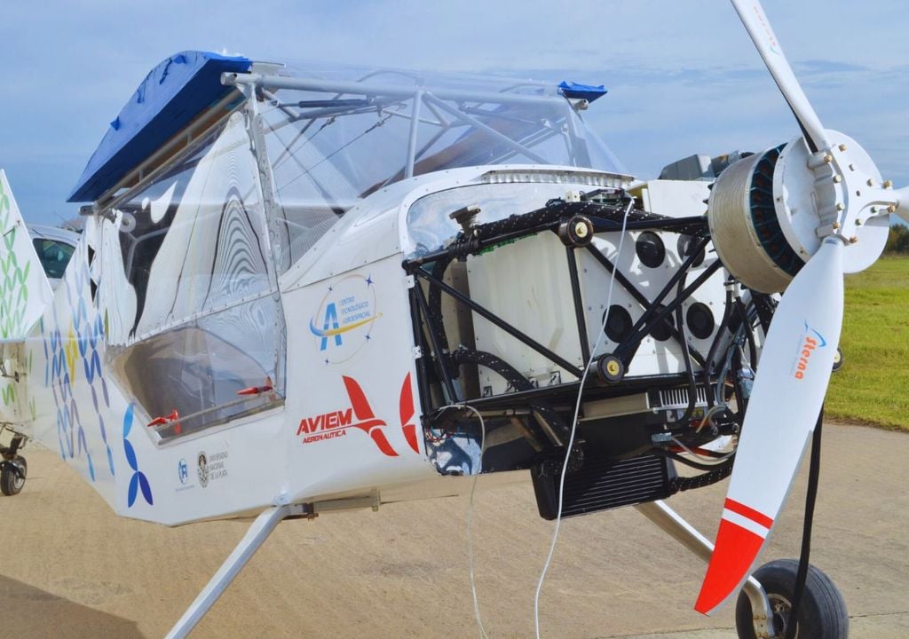 primer avión eléctrico en Argentina diseñado en la Universidad Nacional de La Plata