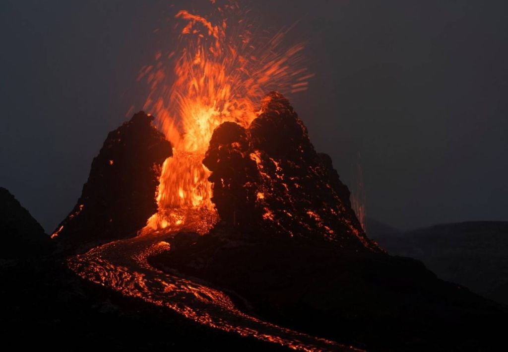 Volcán Fagradalsfjall, en Islandia, durante la erupción del 2021