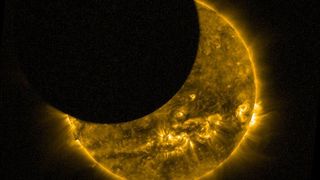 Proba-2 ve dos eclipses parciales el 25 de octubre de 2022