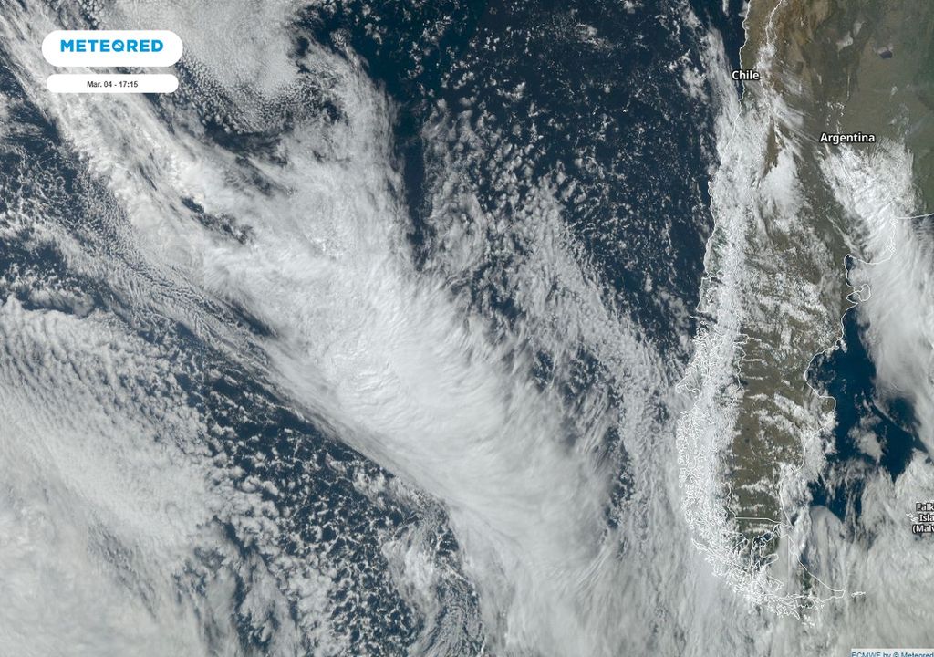Imagen satelital; sistema frontal; Chile Imagen satelital; sistema frontal; Chile